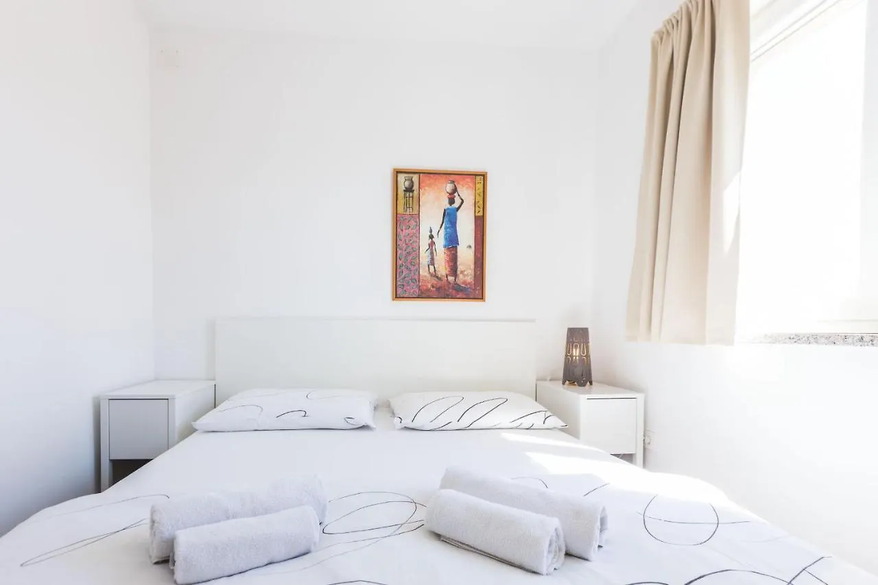 Apartments 2A 3*, Petrcane Croatia